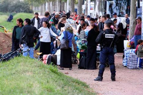 Francezii se ţin pe poziţii: "Romii să rămână în România sau să se întoarcă acolo"